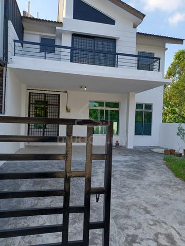 Double Storey House @Setia indah 1