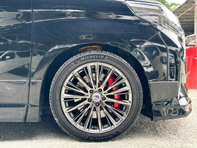 Toyota ALPHARD 3.5 EXECUTIVE LOUNGE Bulletproof - 3