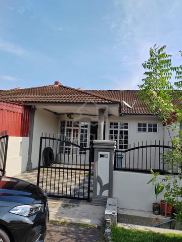 Tmn Anggerik @ Kluang Single Storey Terrace House| 100% full loan 1