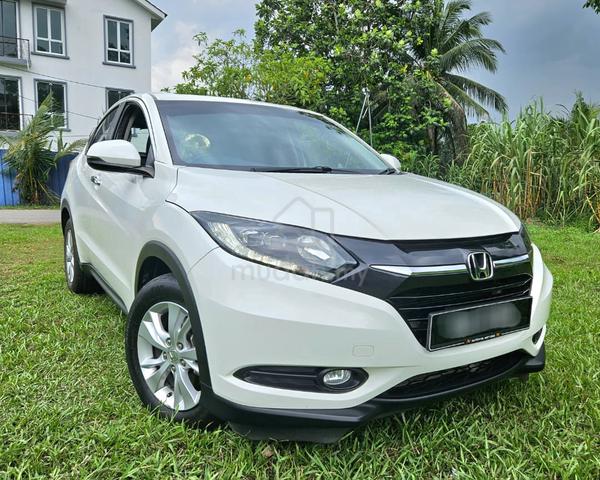 Honda HR-V 1.8 V (A) P/START T/SCREEN ORI PAINT - 2