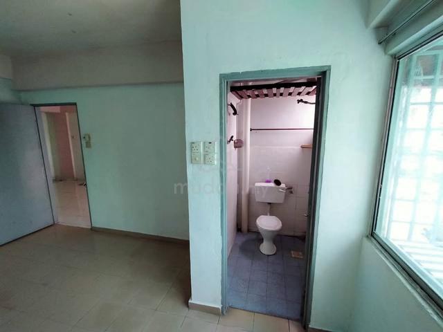 Taman Setia Balakong 4