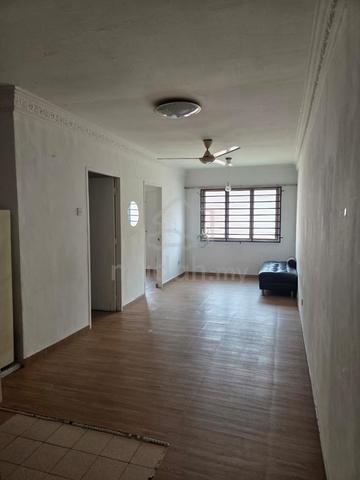 Apartment Lestari (Damansara Damai) 1