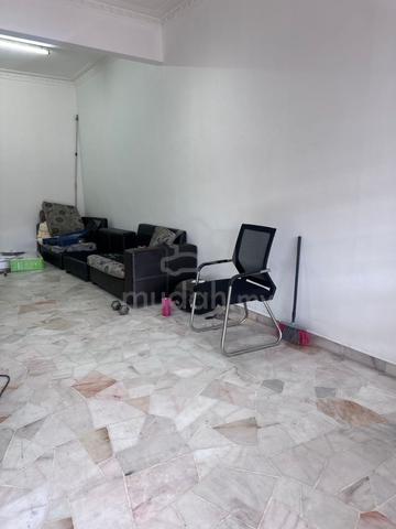 Desa Cemerlang Single Storey House 1