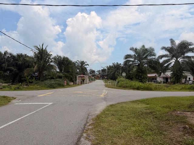 Tanah Lot Tepi Jalan Mampu Milik 1