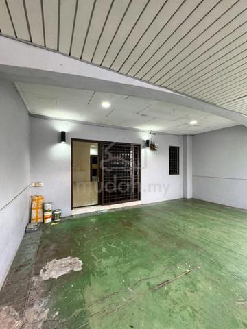 Taman Song Choon/2 Storey/Renovated/Partial Furnished/With Auto Gate 1