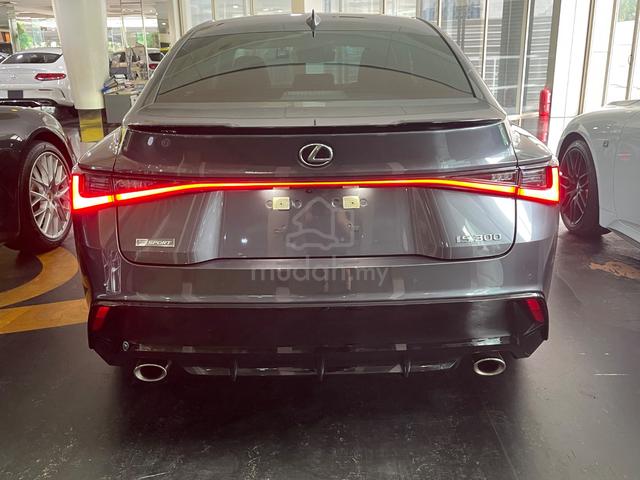 2023 Lexus IS300 2.0 F-SPORT MODE BLACK III (A) - 4
