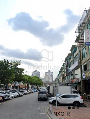 Good Location GROUND FLOOR CORNER Shoplot @ Bandar Sunway Mentari 1