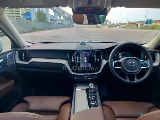 Volvo XC60 2.0 T8 INSCRIPTION PLUS (A) FULL SPECK - 5