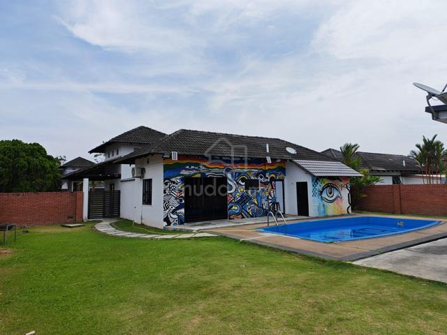 Single Storey Bungalow w POOL @ A Famosa Resort, Alor Gajah Melaka 1