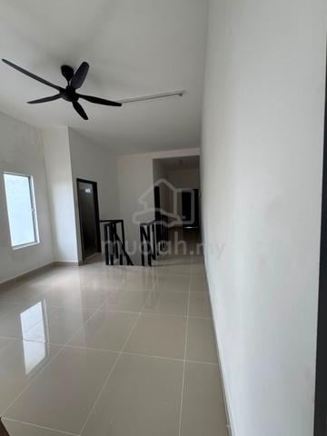 Semi-D/ 7km to ciq /4bed / Fully /Taman melodis/ Ksl City mall /jbtown 1
