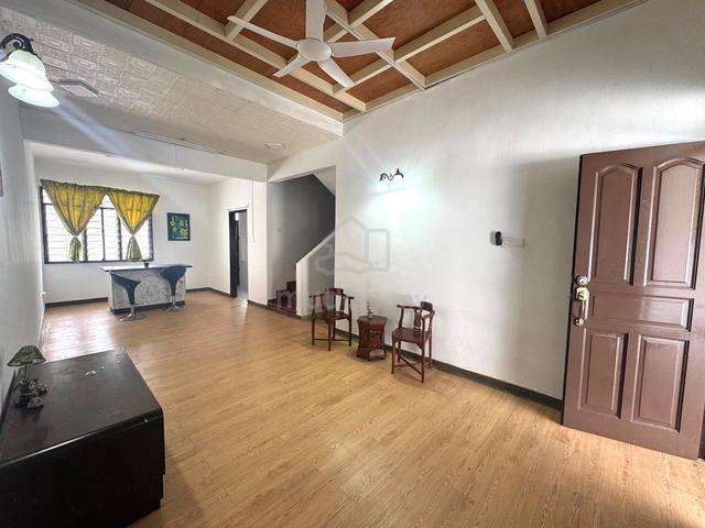 Taman Perling 1.5 Storey 3 1BR | Near Bukit Indah & Tuas CIQ  1