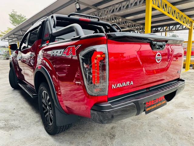 Nissan NAVARA 2.5 VL PLUS (BLACK SERIES) LOW MILES - 3