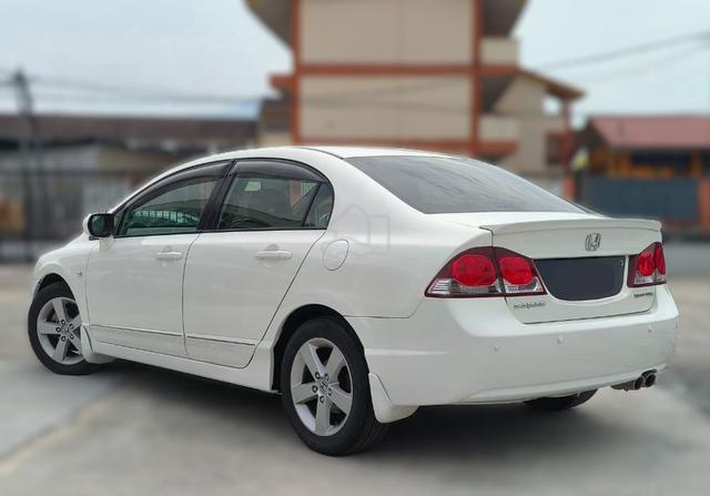 2010 Honda CIVIC 1.8 S i-VTEC FACELIFT (A) - 4