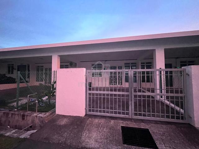 Single Storey For Rent Taman Mekar Jaya, Jasin Melaka 1