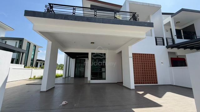 Double Storey Semi D Vista Kirana Ayer Keroh Melaka 1