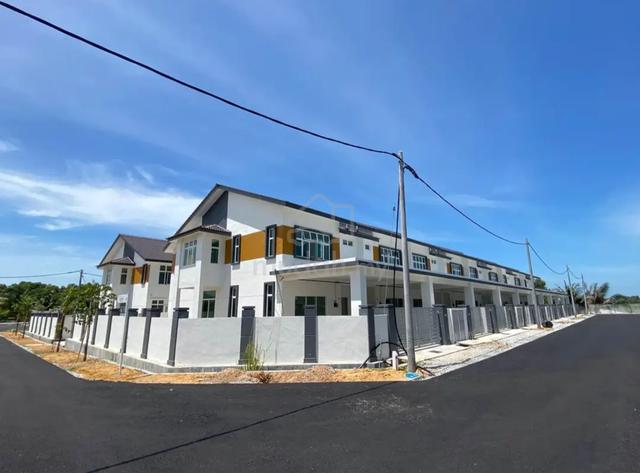 FREEHOLD Gated Guarded 2 Sty Tanjung Kling Near Klebang Kota Laksamana 1
