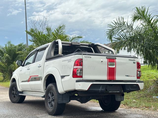 2016 Toyota HILUX 2.5 G TRD (A) GOOD CONDITION - 4