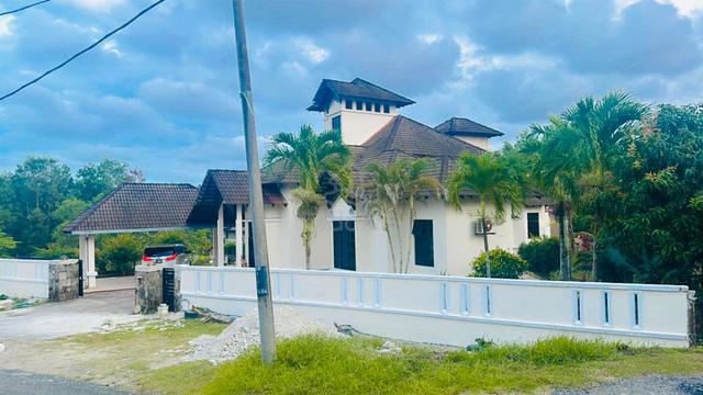 bunglow besar untuk dijual 1