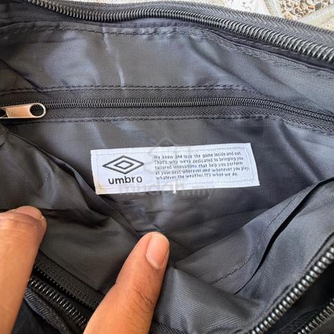 Umbro Nylon Shoulder sling Bag - photo 5 of 5