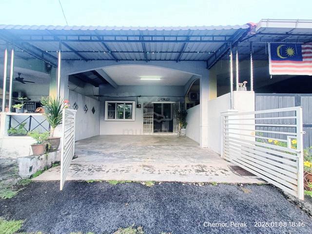 Rumah Teres Setingkat Depan Padang Di Desa Chemor Setia Ipoh Perak 1