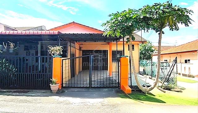 Single storey house end lot-Taman Intan perdana, P/Dickson, N9 1