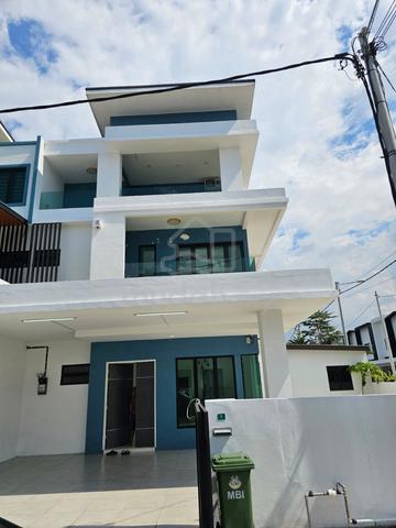 3 storey cluster semi d Sunland Residence Ipoh Jln KK 1