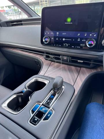 2024 Lexus Unregistered Recon Yr Lexus Lm500h - 5