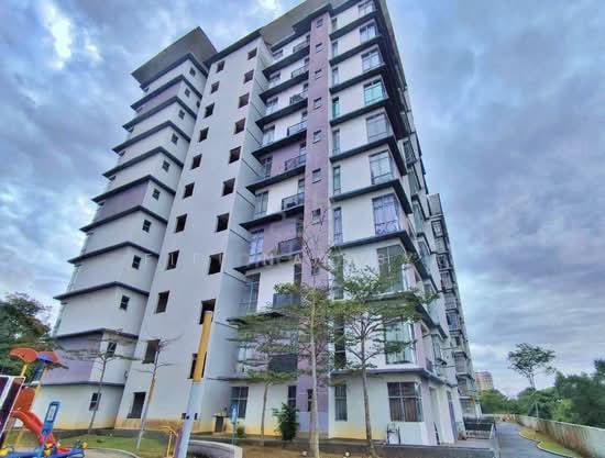 LakeView Residency @ Cyber Heights Villa 1