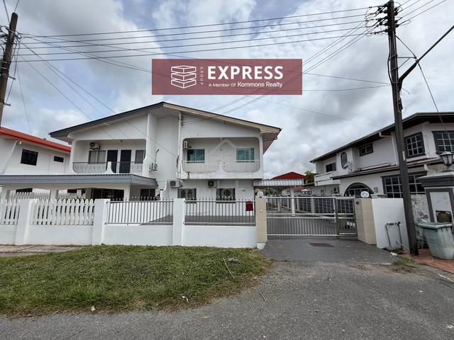 Double Storey Semi Detached House at Pujut 7, Miri 1