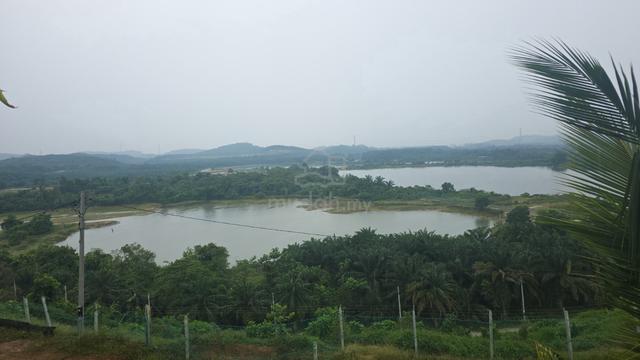3 AcDurian Resort Land Facing Nice Lake for Sale-Bestari Jaya Selangor 1