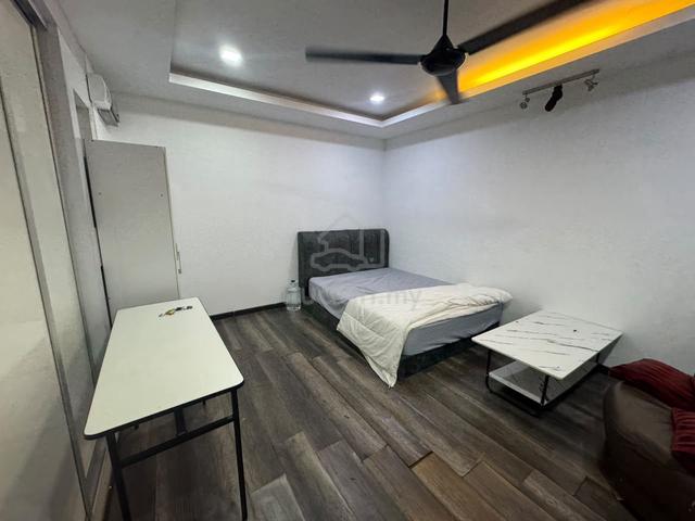 Fully Furnished Medium room for rent @ Platinum Lake PV15, Setapak 1