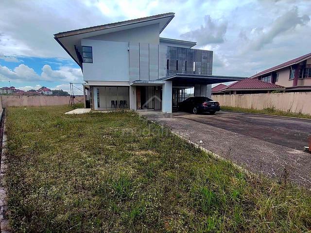 BIG LAND | Double Storey Bungalow Banyan Close Bukit Mahkota Bangi 1