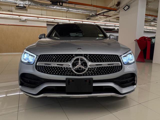 2022 Mercedes Benz GLC300 2.0 AMG SUV Free 6y Wrty - 3