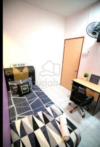 Spacious Room in Kajang/Bangi – All Bills Included! 2