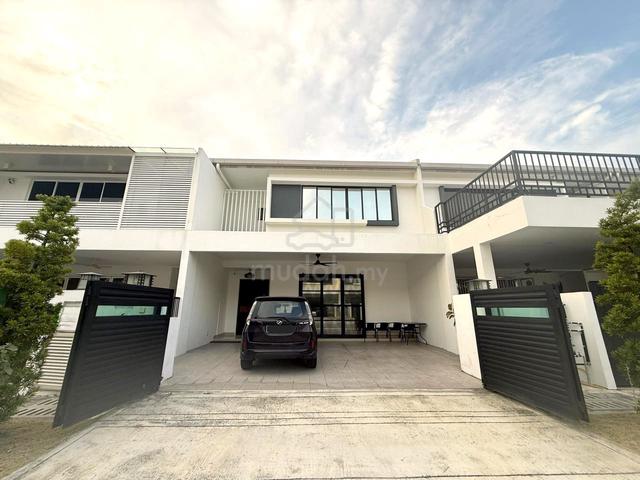 Renovated, Ready To Move In 1