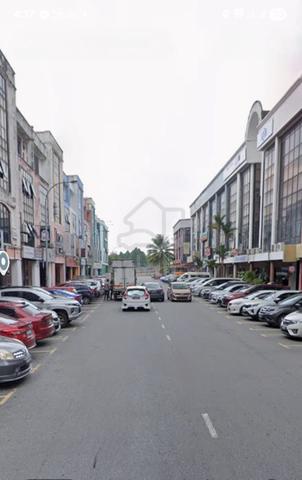 4 storey shop lot for sale at taman sungai besi indah, seri kembangan 1