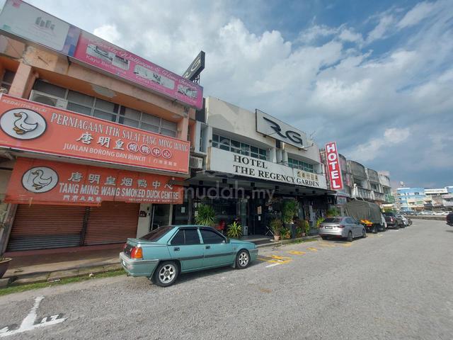 Ipoh Garden Double Storey Shoplot For Rent 2