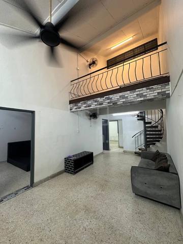 Taman Molek / Near JB CIQ / Low Deposit Unit 1
