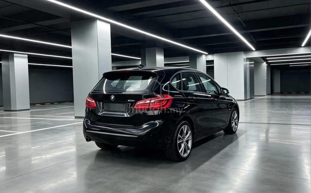 TRUE YEAR 2016 Bmw 218i 1.5 (LUXURY) PWR-BOOT - 2