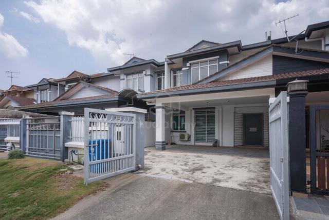 Double Storey 4 Room For Rent(Setia Alam Impian Shah Alam) 1