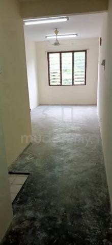 Pangsapuri Berembang Indah 1