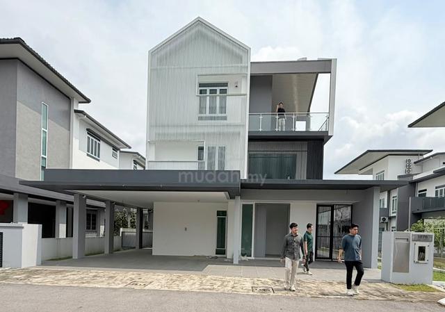 Luxury Precinct Luxe  | 3 Storey Semi-D  1