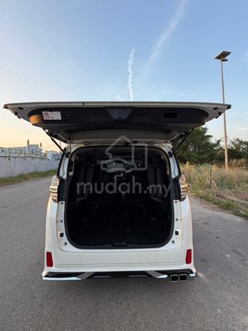 2018 Toyota VELLFIRE 2.5 ZG (A) - 4