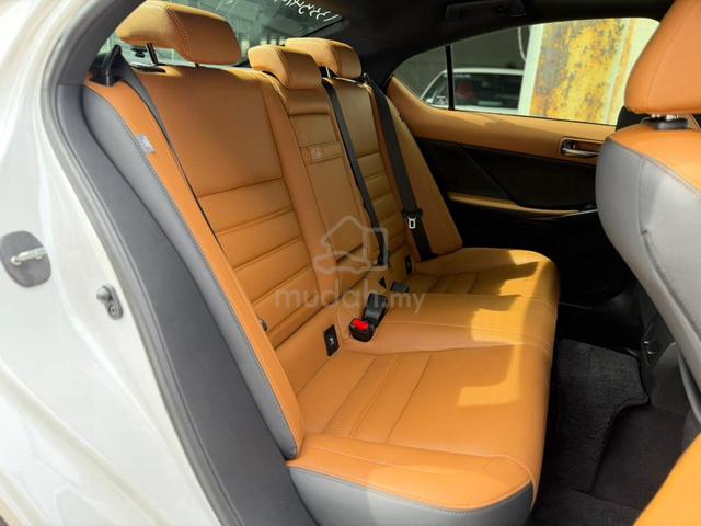 2023 Lexus IS300 2.0 VERSION L BROWN INTERIOR RARE - 5