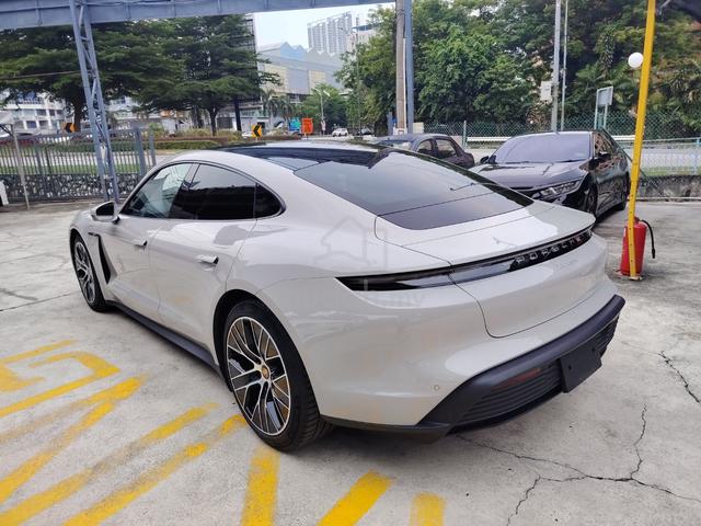 2024 Porsche Taycan Sedan 1,000km Grade 6A Japan - 3