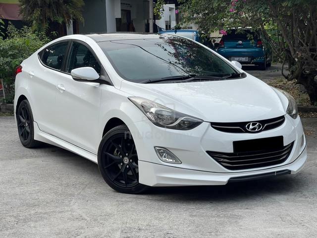 2012 Hyundai Elantra 1.8 (AT)/ Low Mileage - 2