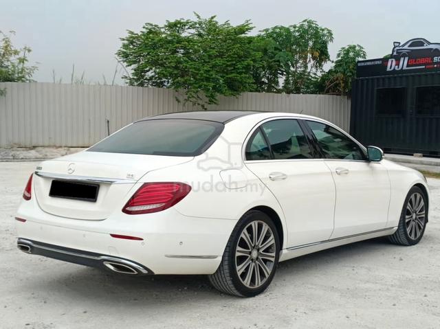 BrownWoodInterior|56km|2017|Mercedes Benz E250 2.0 - 2