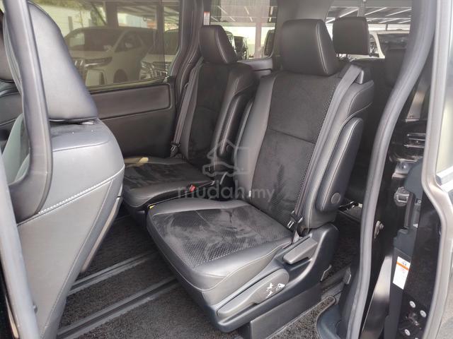 2021 Toyota VOXY 2.0 ZS KIRAMEKI III (A) UNREG 21 - 5