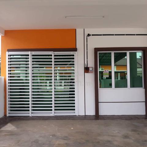 1-Storey End Lot Terraced House For Sale 1