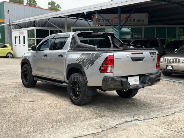 2020 Toyota HILUX 2.8 BLACK EDITION (A) - 4